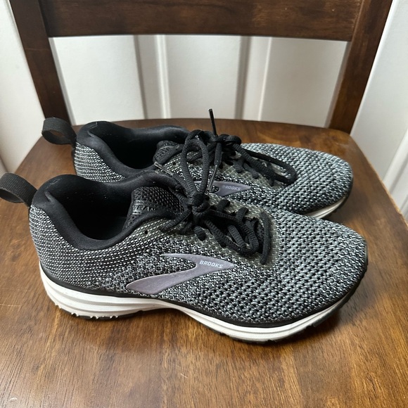 Brooks Transmit DNA Women’s Size 7 Charcoal and White Athletic Sneakers - Picture 2 of 9